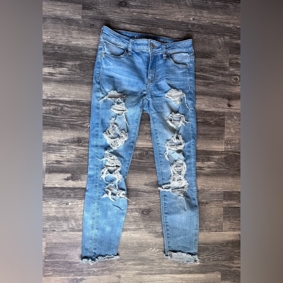 American Eagle Outfitters Denim - American Eagle Distressed Light Blue Jeans SZ 0 Short Women’s Denim